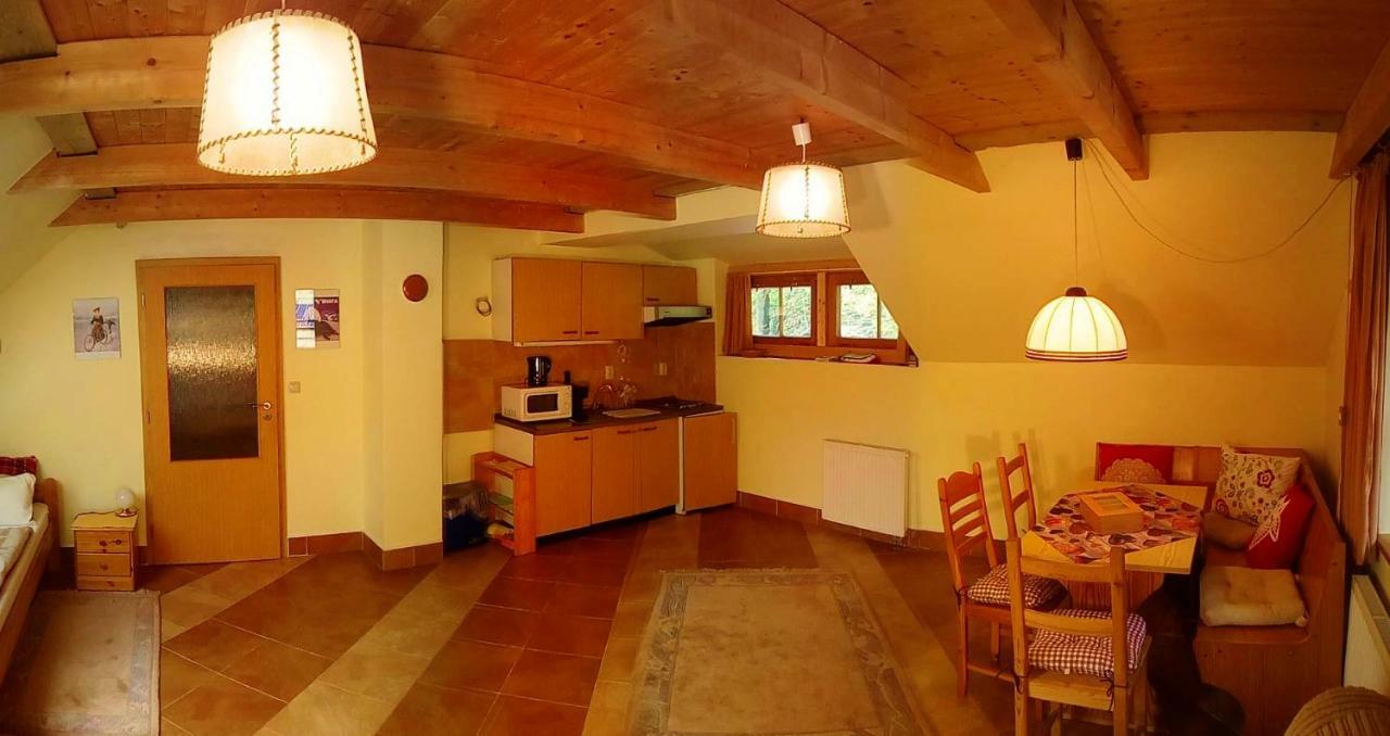 Апартаменты Alm-House Hollmann Железна-Руда Экстерьер фото